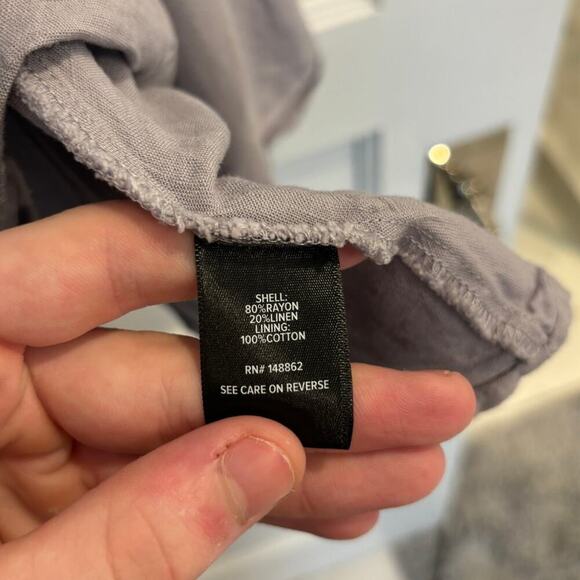 Torrid Size 1 1X Lavender Puff Sleeved Ruffle Neck Top STRETCHY - Picture 3 of 4